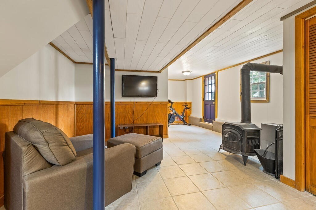 35 Birch Road Westford, MA 01886 - Photo 20 of 32 Gallery Image 20
