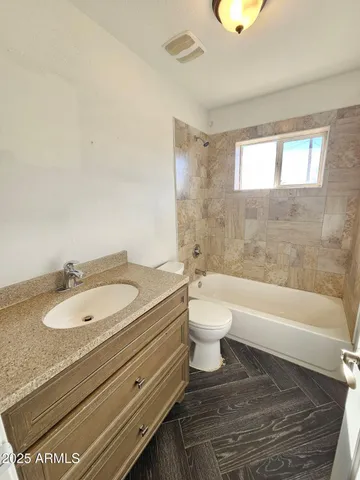 a view of a ceiling fan