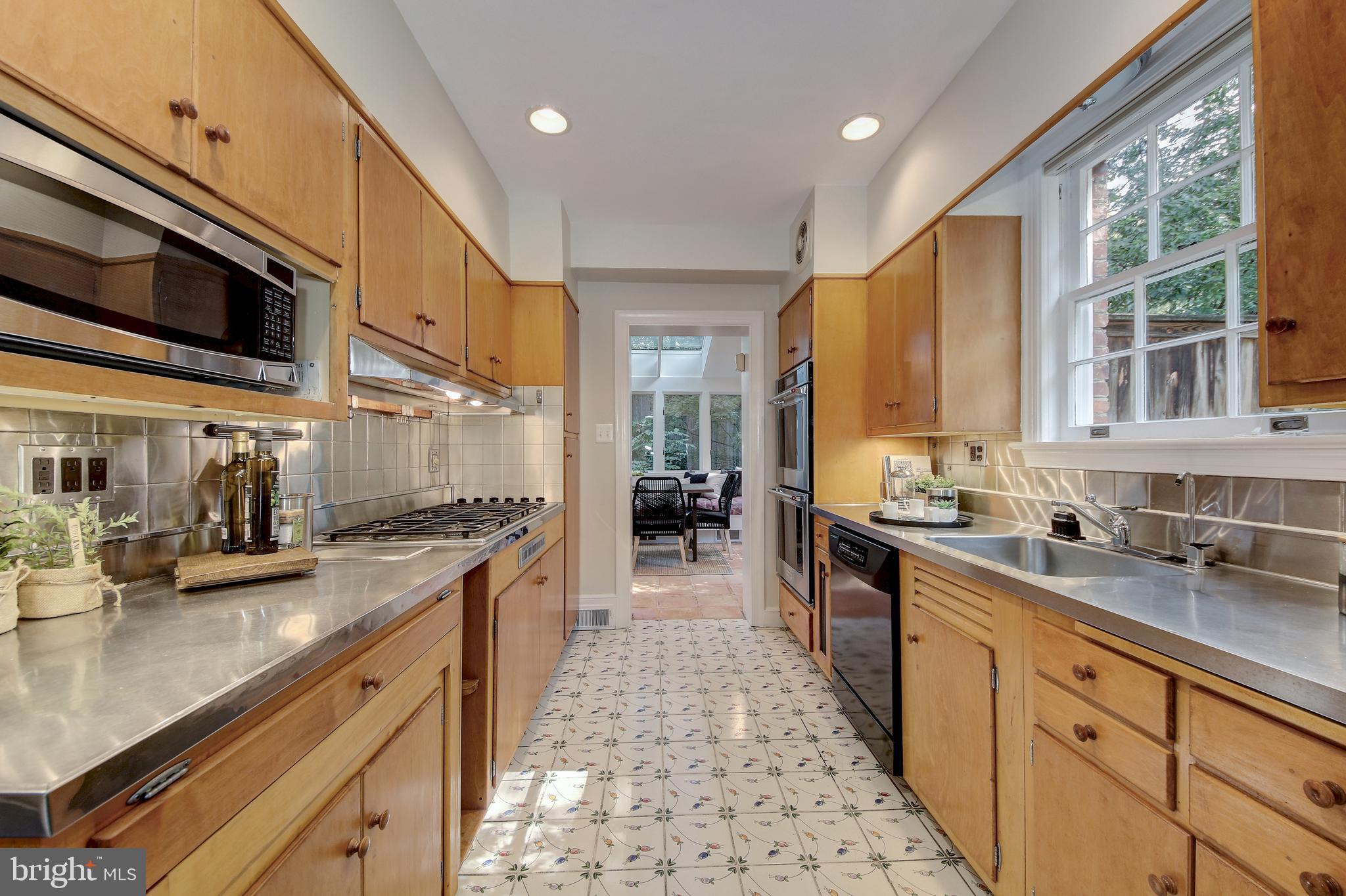 4020 Reno Road Northwest Washington, DC 20008 - Photo 13 of 61 Updated appliances & stainless countertops