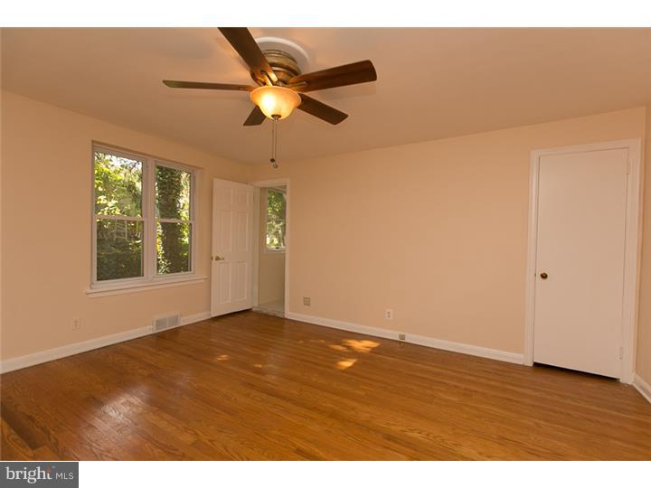 506 Paper Mill Road Oreland, PA 19075 - Photo 9 of 24 Dining Room
