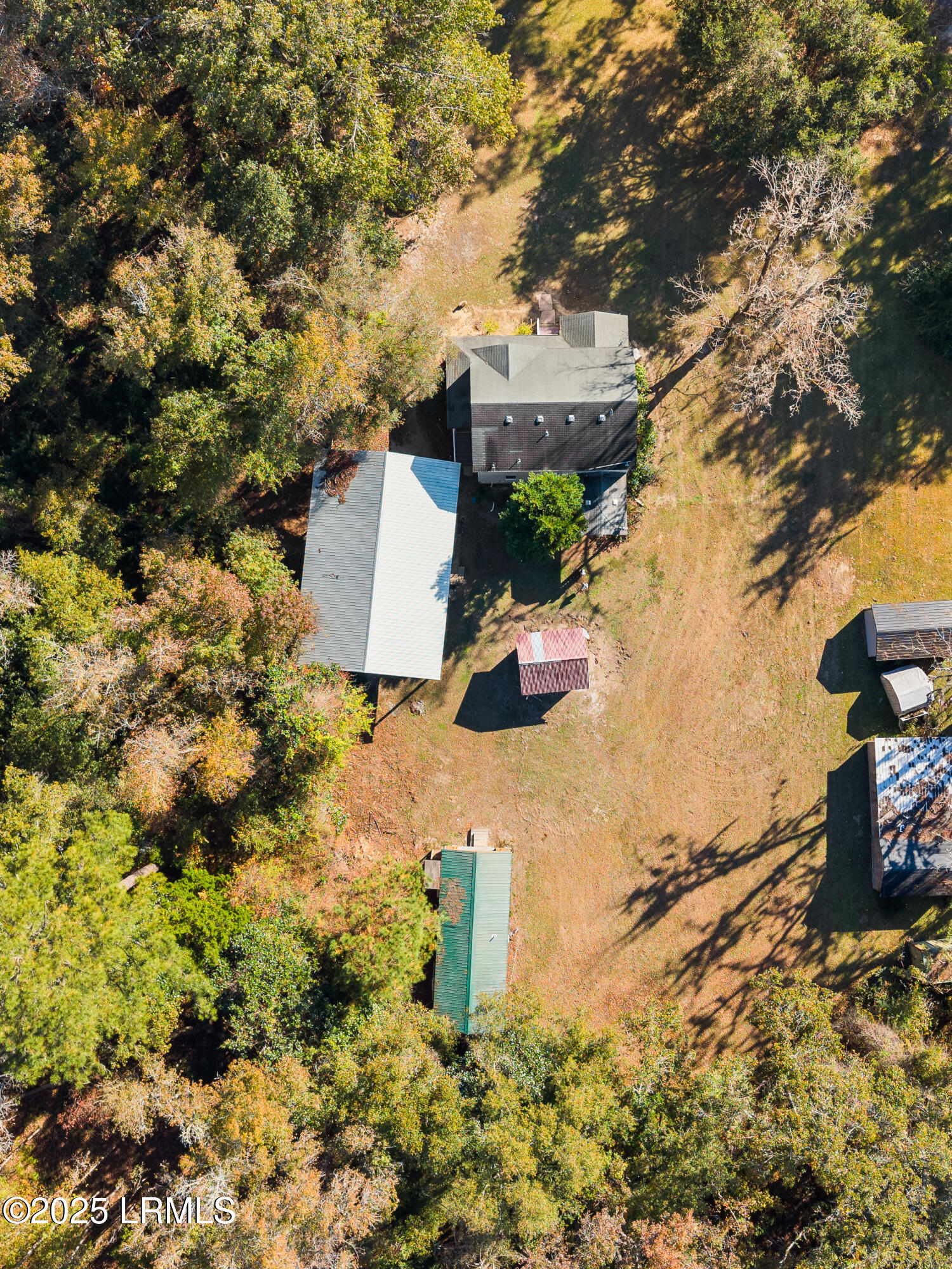 724 Meriweather Drive Ridgeland, SC 29936 - Photo 5 of 53 DJI_20251115030016_0017_D