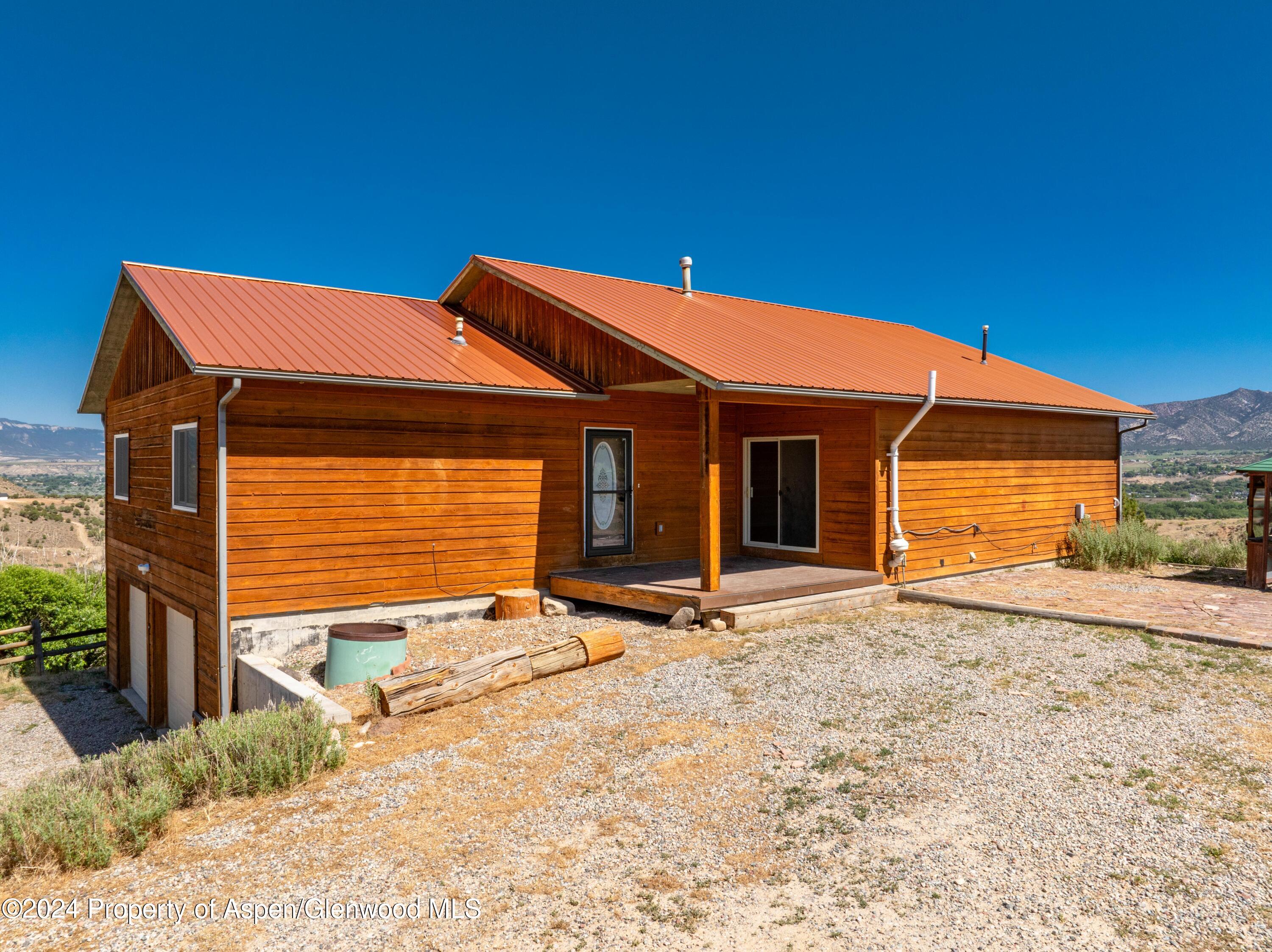 189 Rio Bravo Road Silt, CO 81652 - Photo 30 of 32 upper level parking