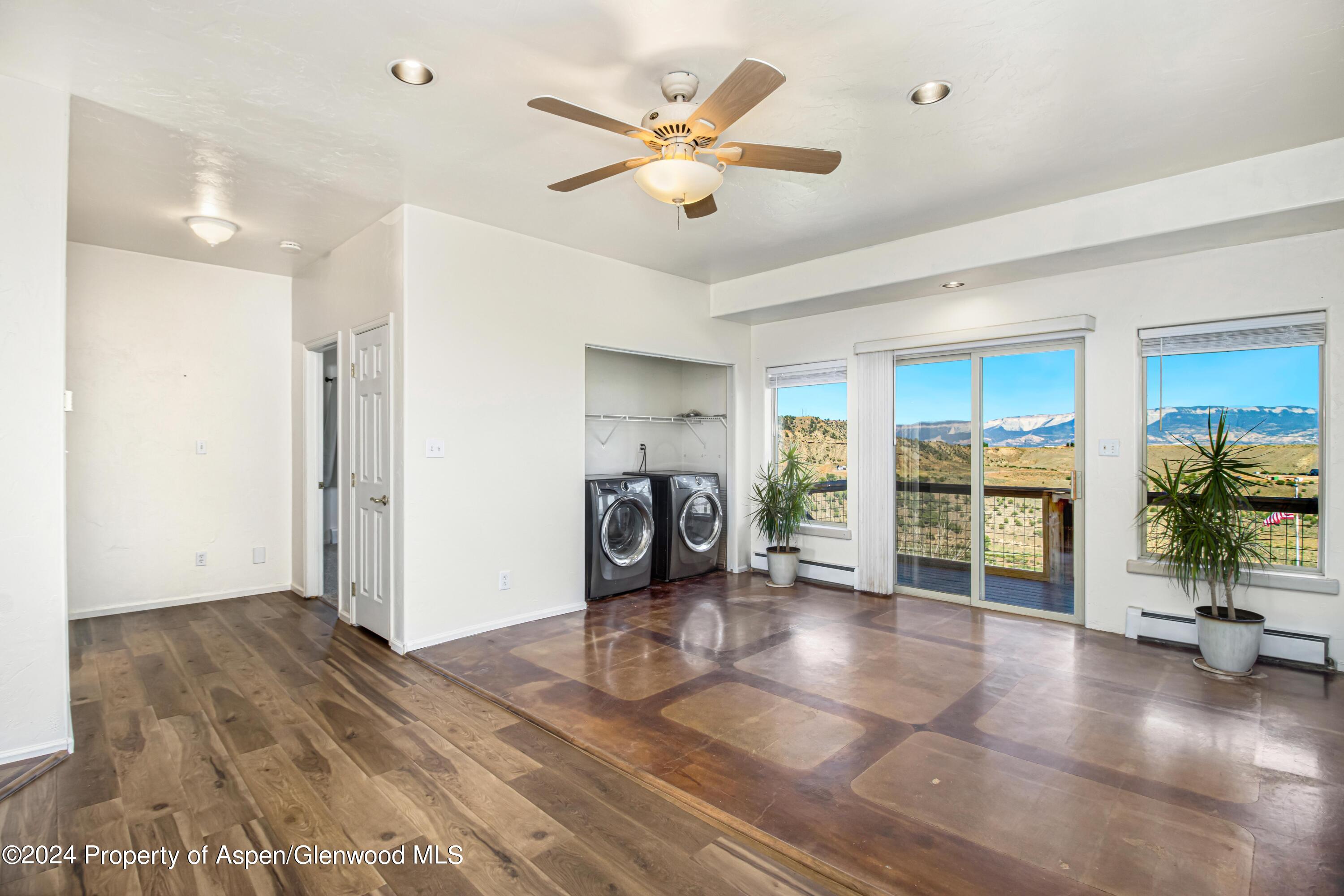 189 Rio Bravo Road Silt, CO 81652 - Photo 9 of 32 laundry - sun room