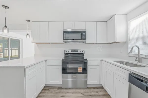 $219,900 | 7840 Gulf Way, Hudson, FL 34667