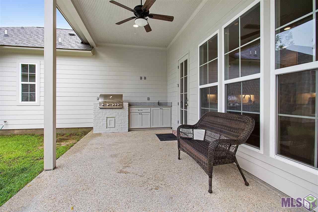 11129 Preservation Way Baton Rouge, LA 70810 - Photo 16 of 18 Patio Outdoor Kitchen