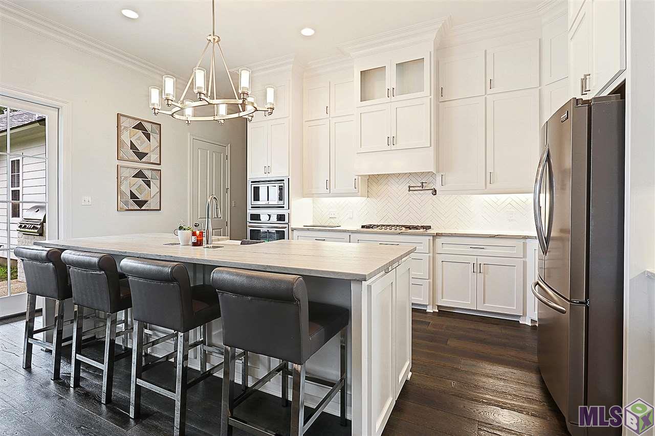 11129 Preservation Way Baton Rouge, LA 70810 - Photo 5 of 18 Kitchen