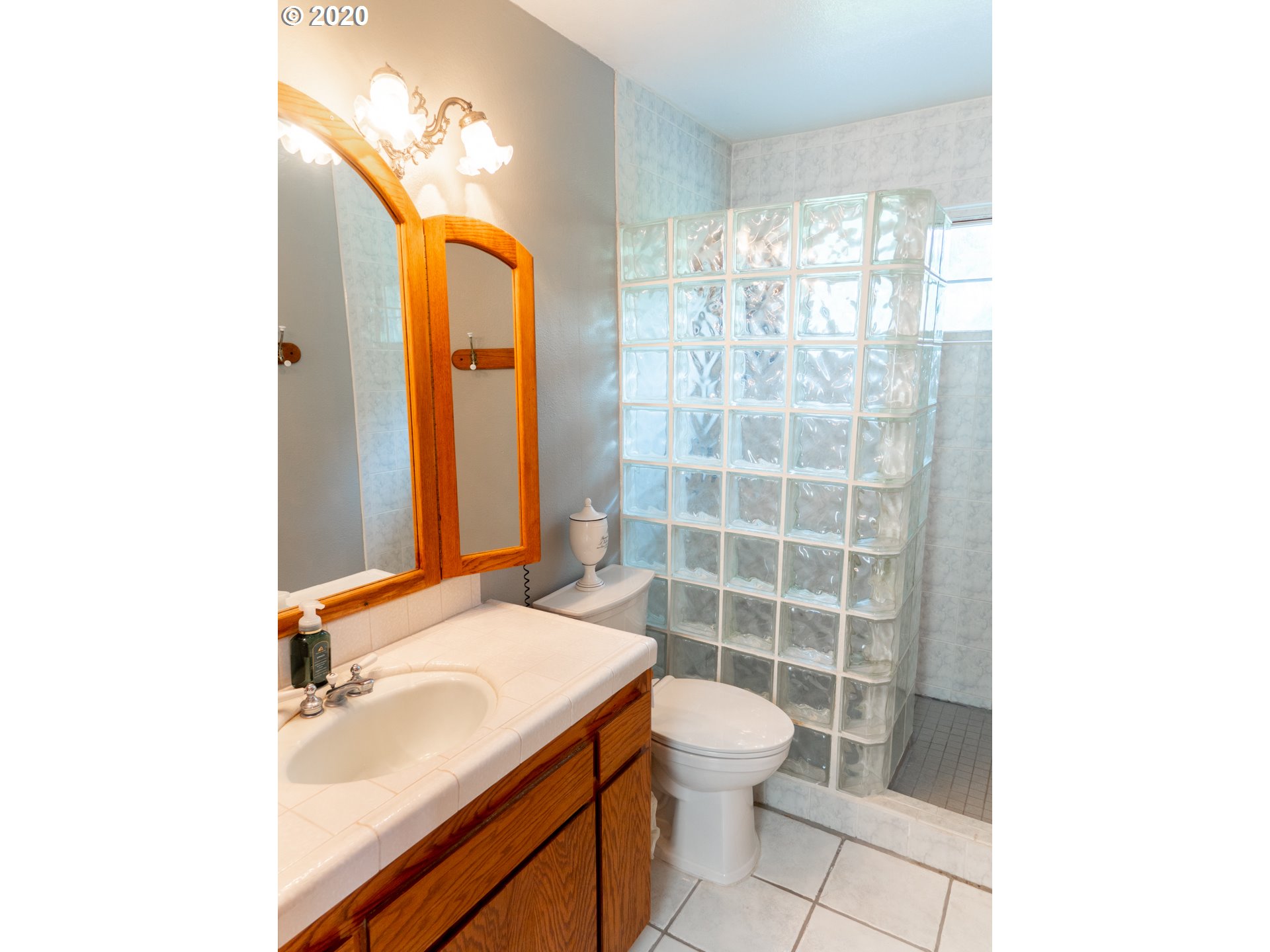 27481 Riggs Hill Road Sweet Home, OR 97386 - Photo 11 of 25 Gallery Image 11