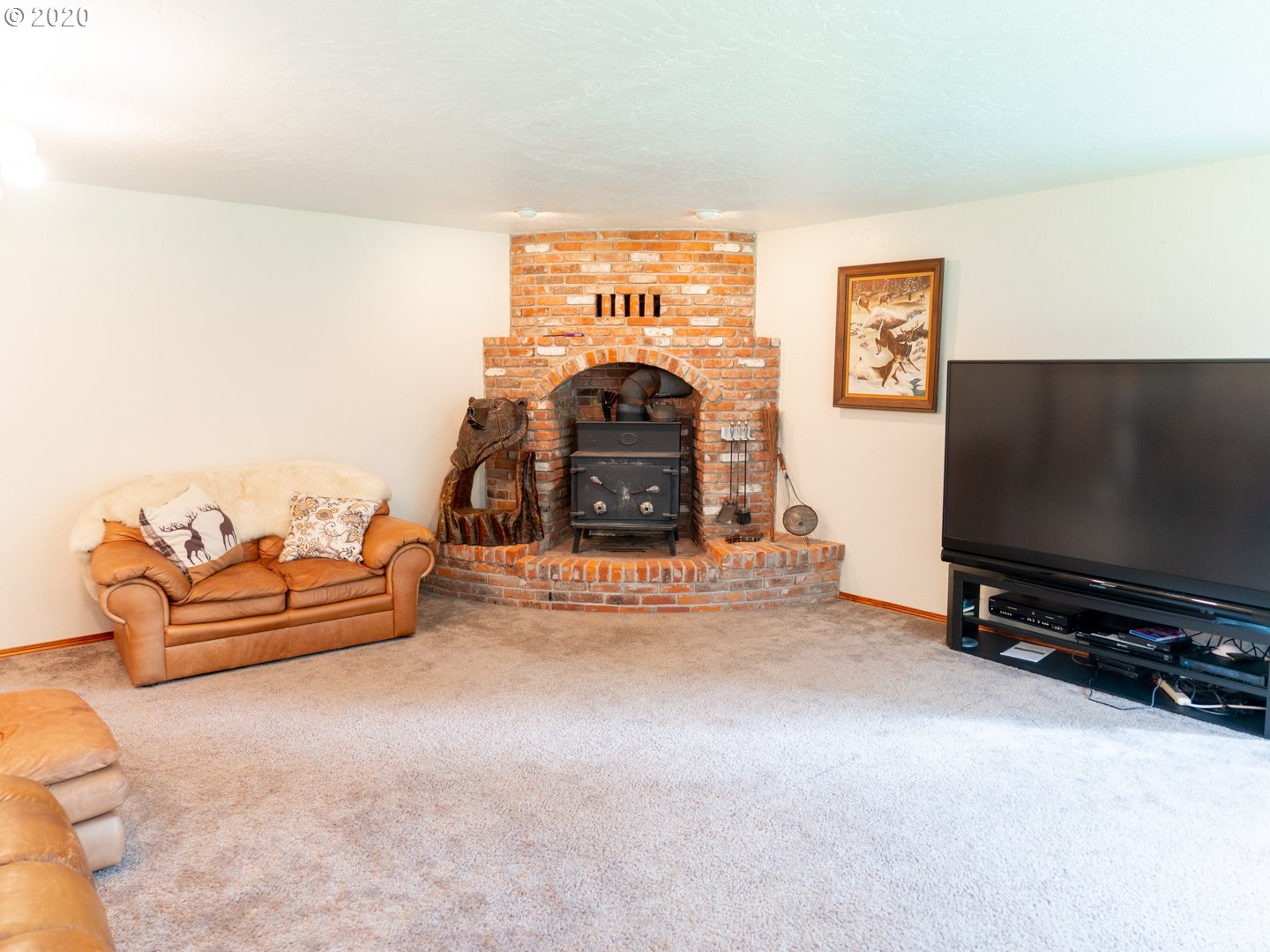 27481 Riggs Hill Road Sweet Home, OR 97386 - Photo 3 of 25 Gallery Image 3