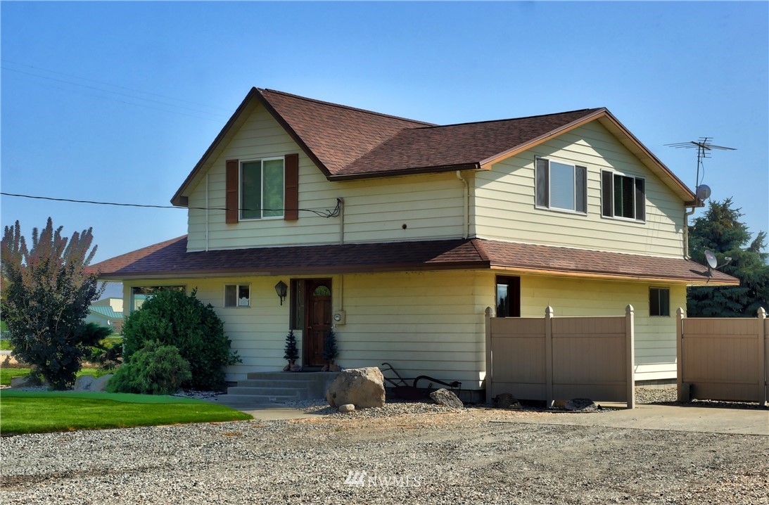 35 Vic Smith Road Omak, WA 98841 - Photo 1 of 38 Gallery Image 1