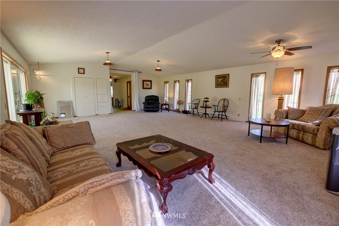 35 Vic Smith Road Omak, WA 98841 - Photo 5 of 38 Gallery Image 5