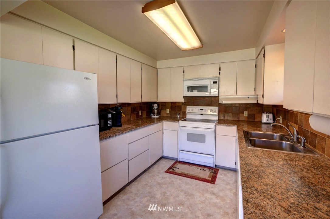 35 Vic Smith Road Omak, WA 98841 - Photo 9 of 38 Gallery Image 9
