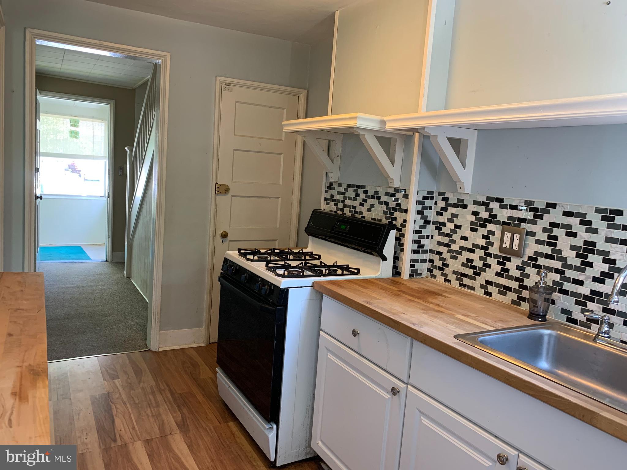 8 Flagship Road Baltimore, MD 21222 - Photo 9 of 24