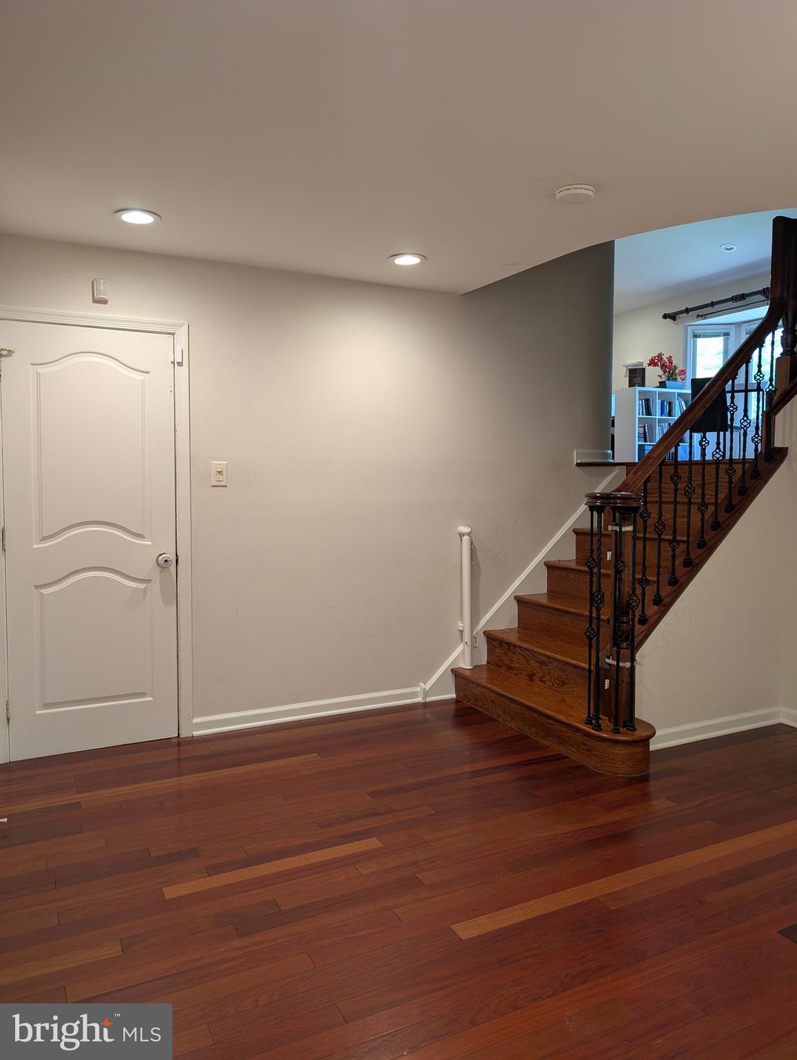 419 Kennebec Road Cherry Hill, NJ 08002 - Photo 3 of 35 Grand Foyer Entrance