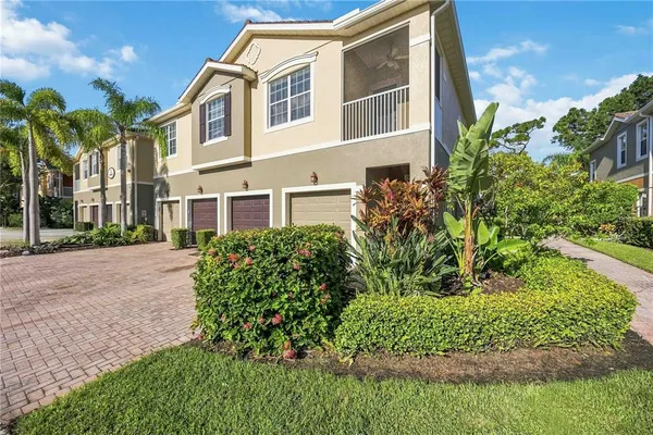 $2,100 | 7927 Limestone Lane, Unit 13203, Sarasota, FL 34233