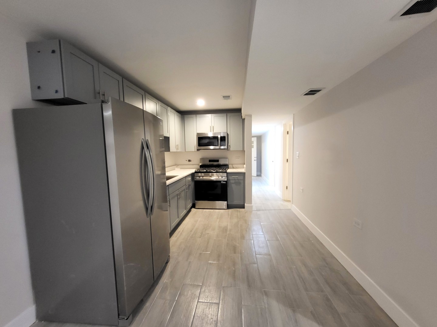 2828 West Fulton Street, Unit B Chicago, IL 60612 - Photo 3 of 10