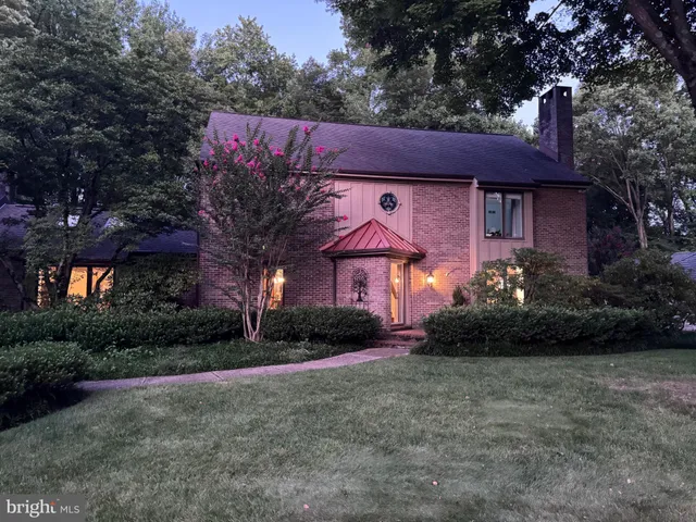 $1,100,000 | 105 Santomera Lane, Wilmington, DE 19807