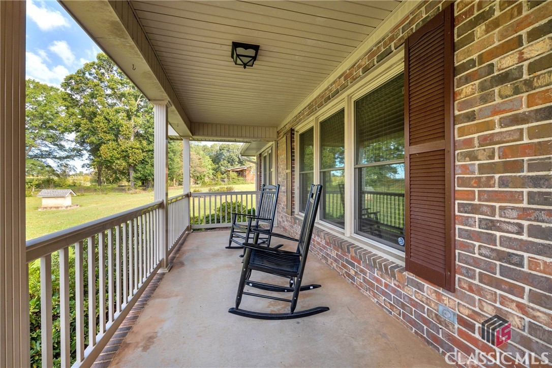 360 Brown Road Carnesville, GA 30521 - Photo 8 of 38