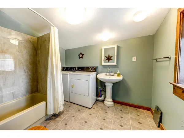 $565,000 | 146 Selkirk Lane, Jefferson, CO 80456