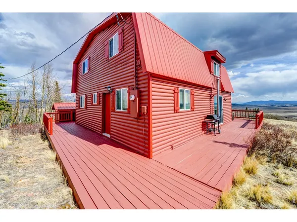 $565,000 | 146 Selkirk Lane, Jefferson, CO 80456