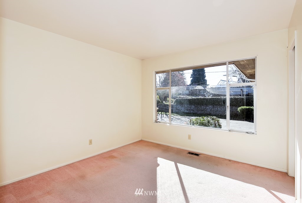 330 Heather Road Everett, WA 98203 - Photo 15 of 21