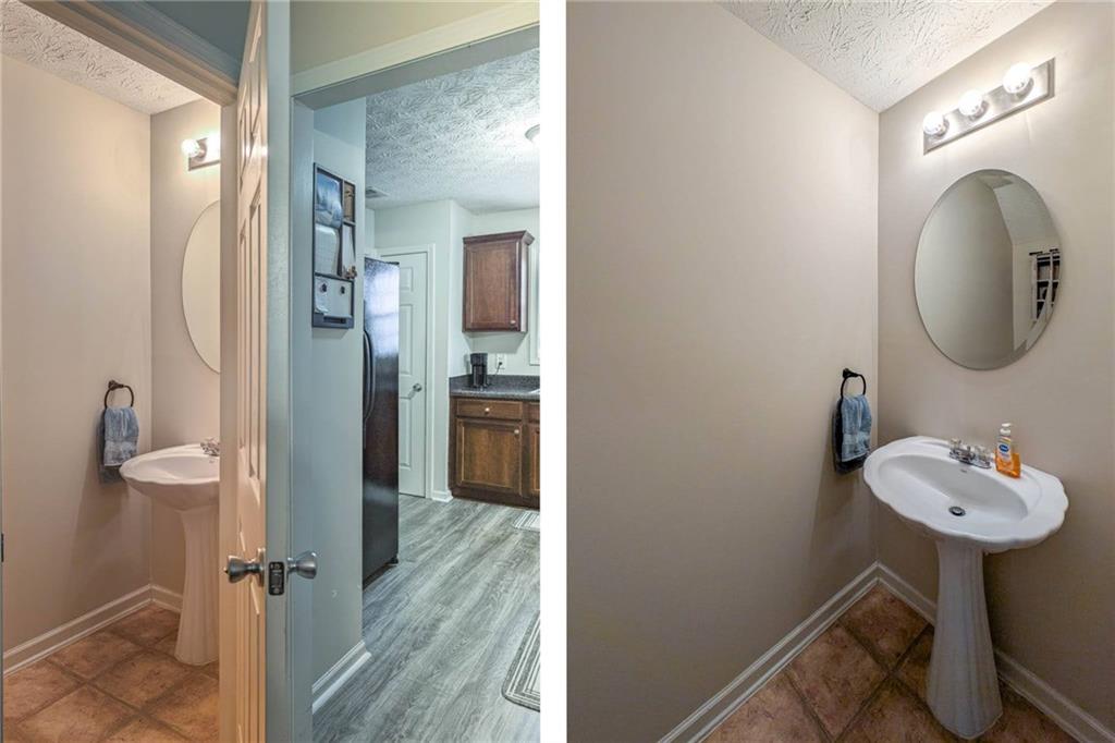 3954 Riverside Parkway Decatur, GA 30034 - Photo 22 of 38 a bathroom with a sink and a mirror