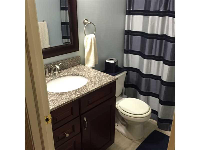 278 Randy Lane Coraopolis, PA 15108 - Photo 8 of 10 Full Bath.