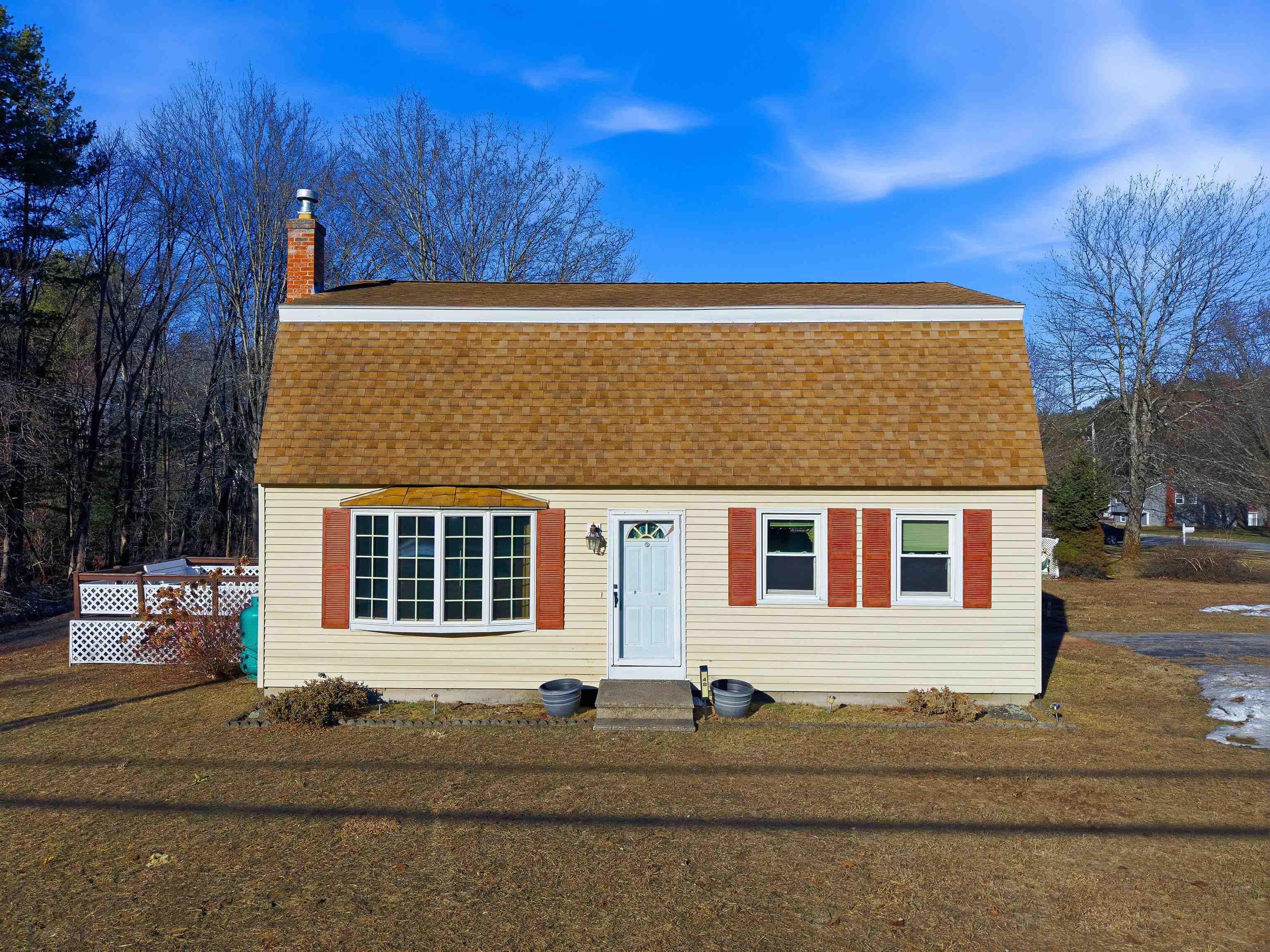 48 Dracut Road Hudson, NH 03051 - Photo 1 of 45 Gallery Image 1