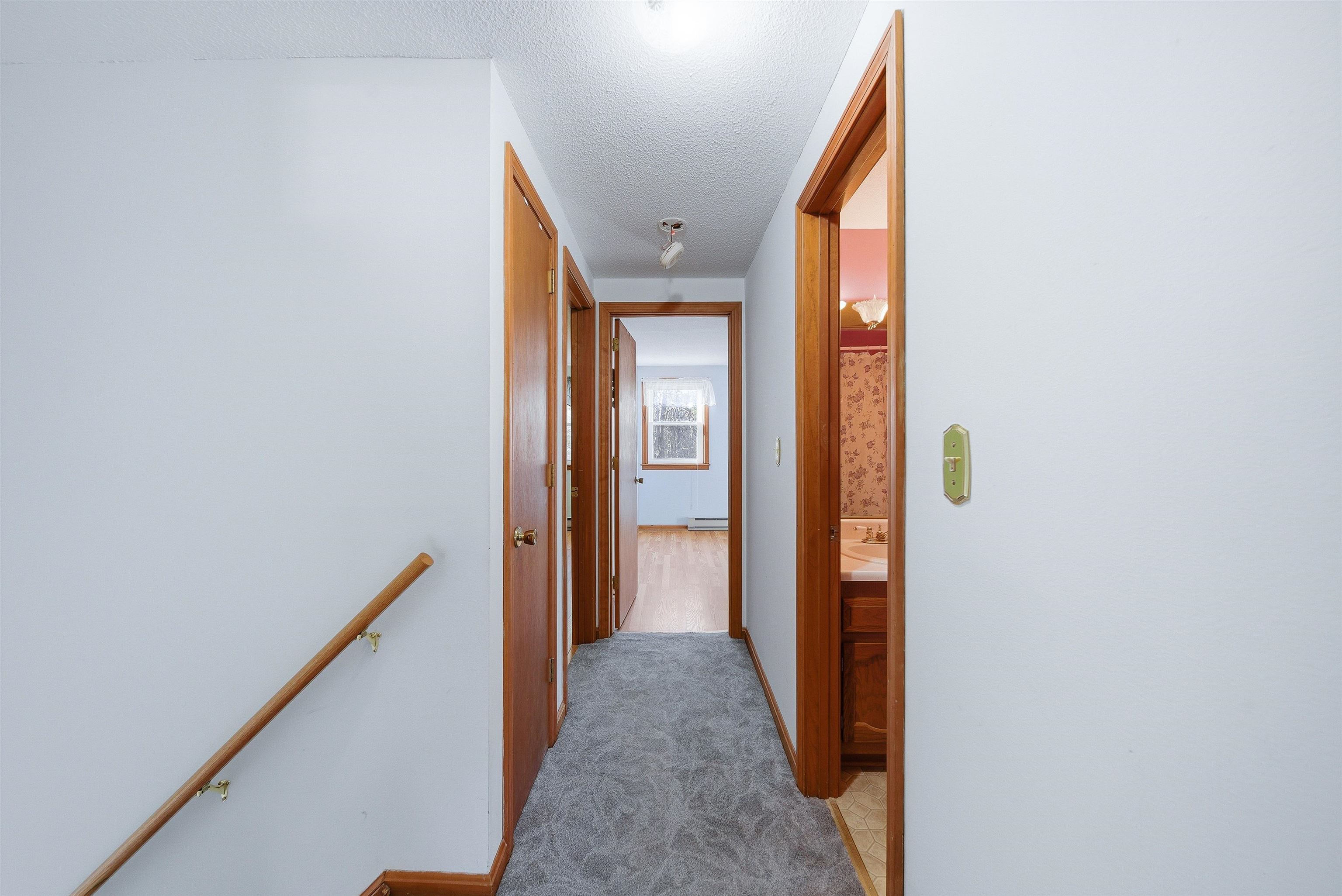48 Dracut Road Hudson, NH 03051 - Photo 21 of 45 Gallery Image 21
