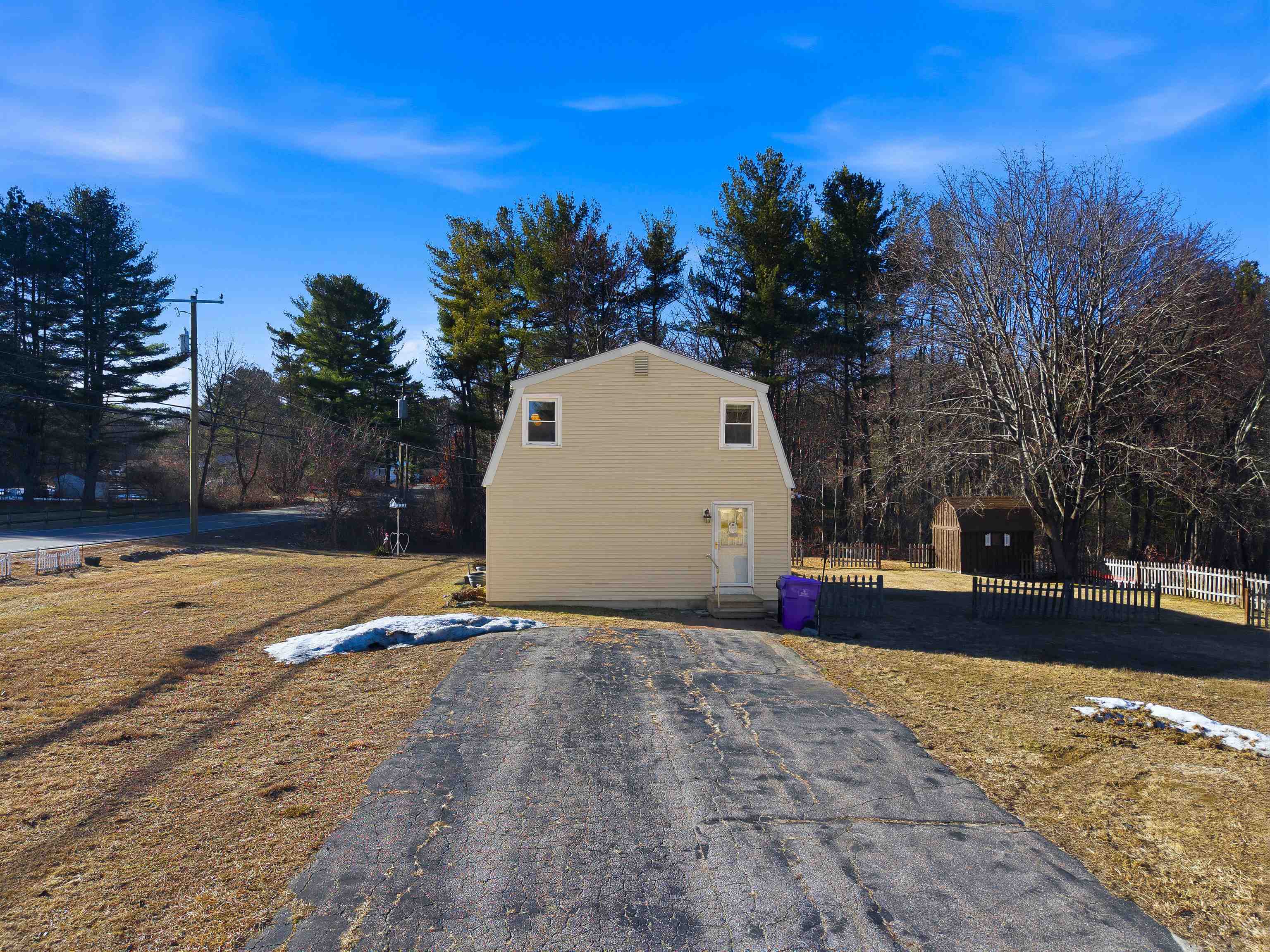 48 Dracut Road Hudson, NH 03051 - Photo 27 of 45 Gallery Image 27