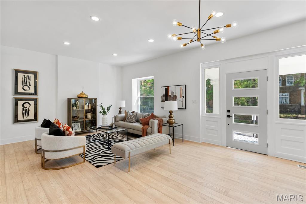5169 Vernon Avenue St. Louis, MO 63113 - Photo 12 of 63