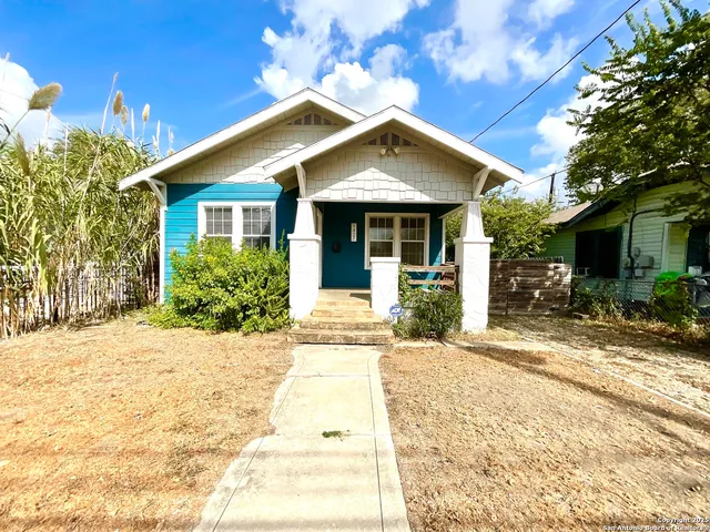 $1,549 | 1427 Burnet Street, San Antonio, TX 78202