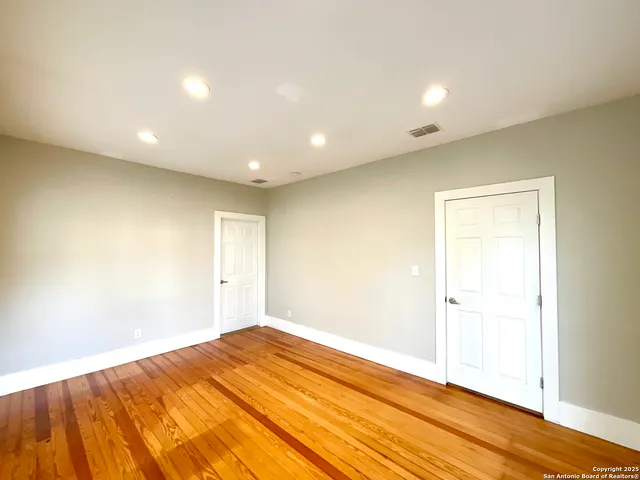 $1,549 | 1427 Burnet Street, San Antonio, TX 78202