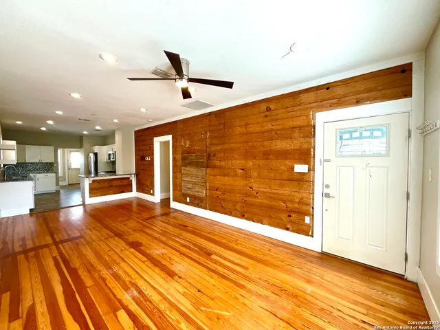 $1,549 | 1427 Burnet Street, San Antonio, TX 78202