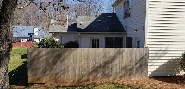 $1,695 | 2538 Cottage Place, Greensboro, NC 27455