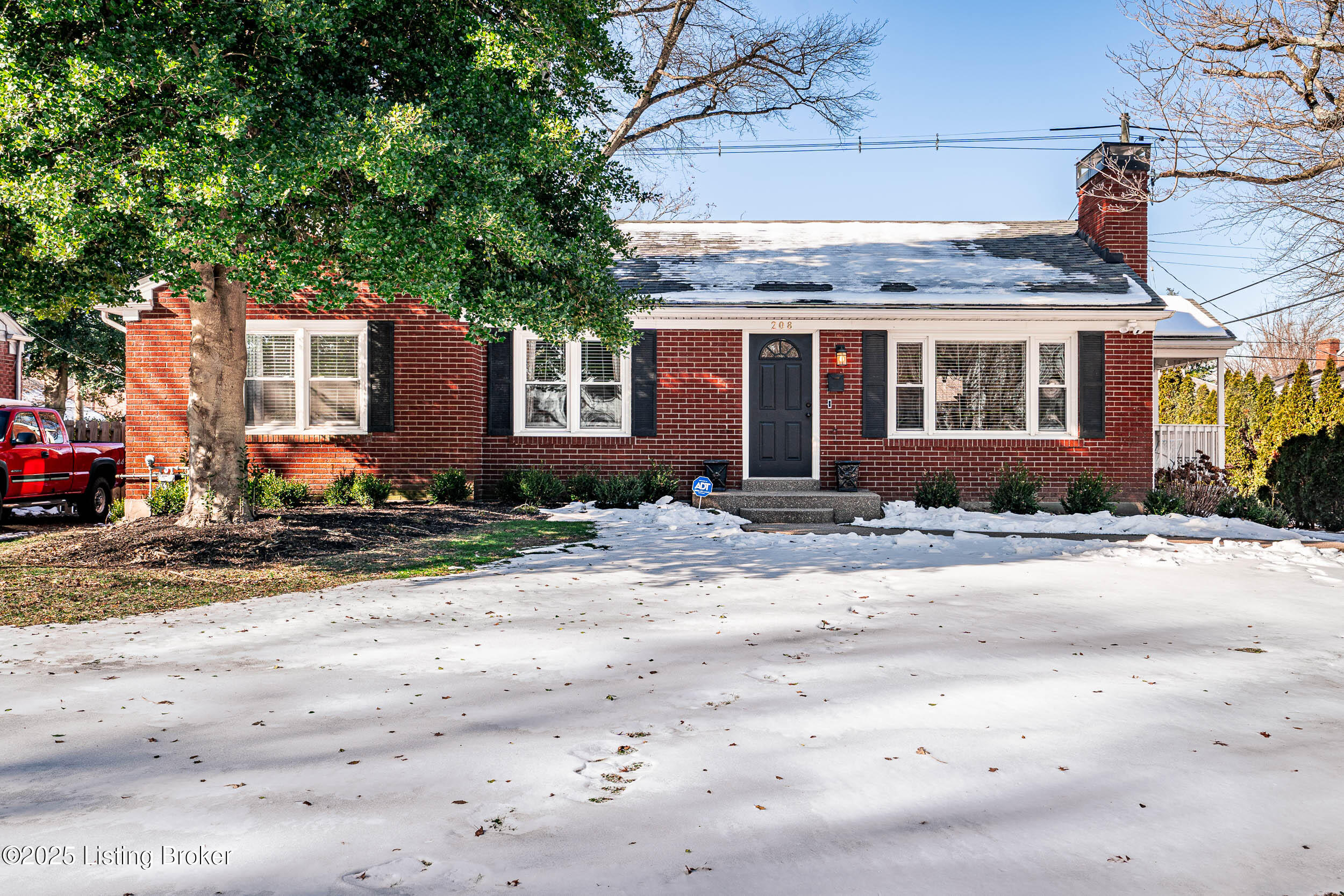 208 Bramton Road Louisville, KY 40207 - Photo 1 of 58 208 Bramton Rd-6