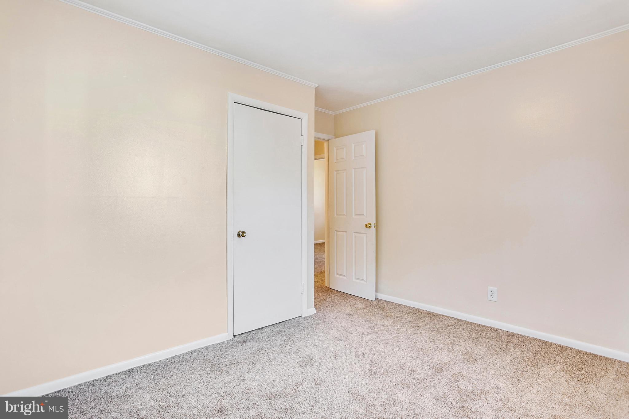 8531 Creek Road Pasadena, MD 21122 - Photo 25 of 29 Bedroom