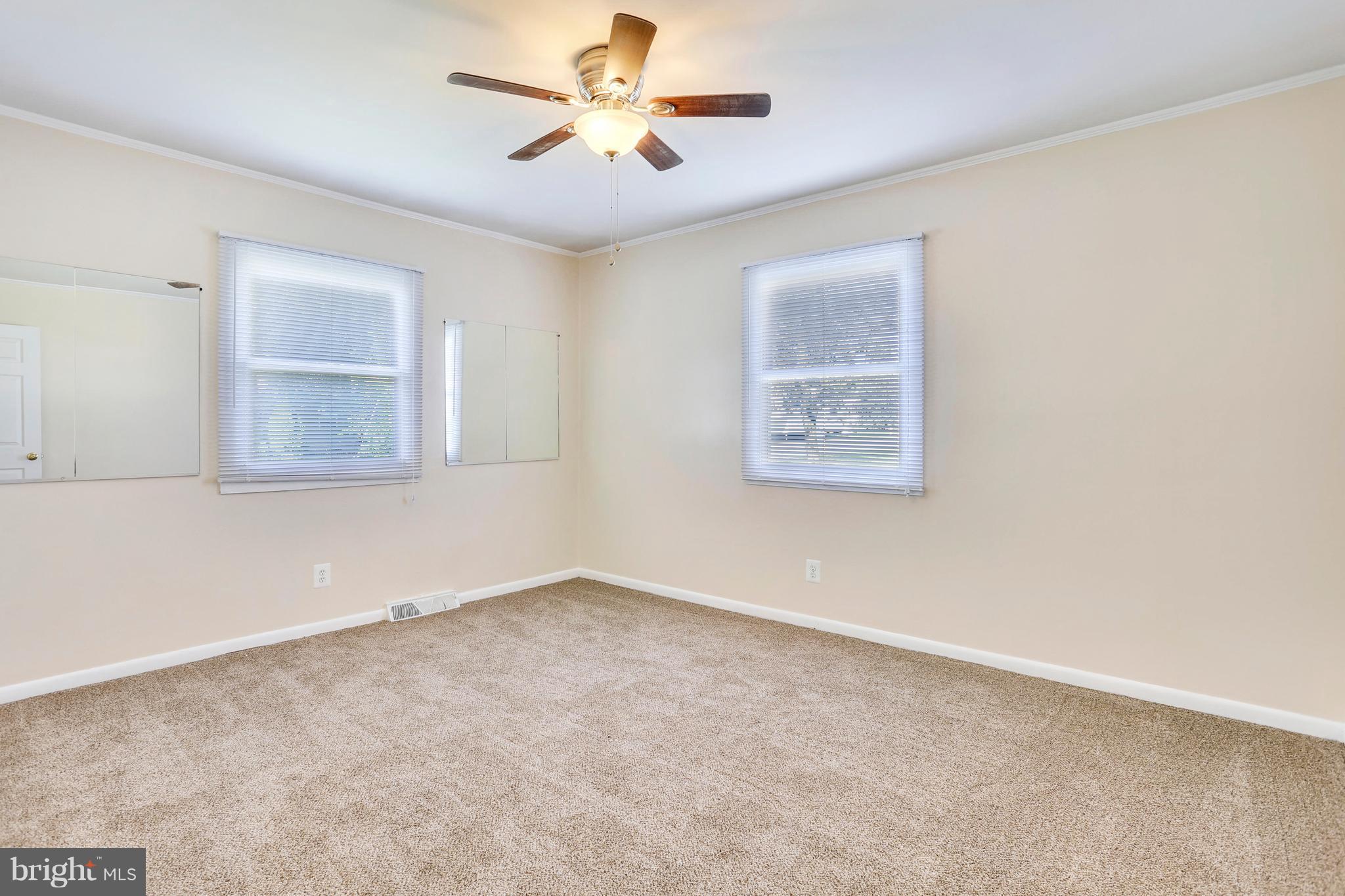 8531 Creek Road Pasadena, MD 21122 - Photo 26 of 29 Bedroom