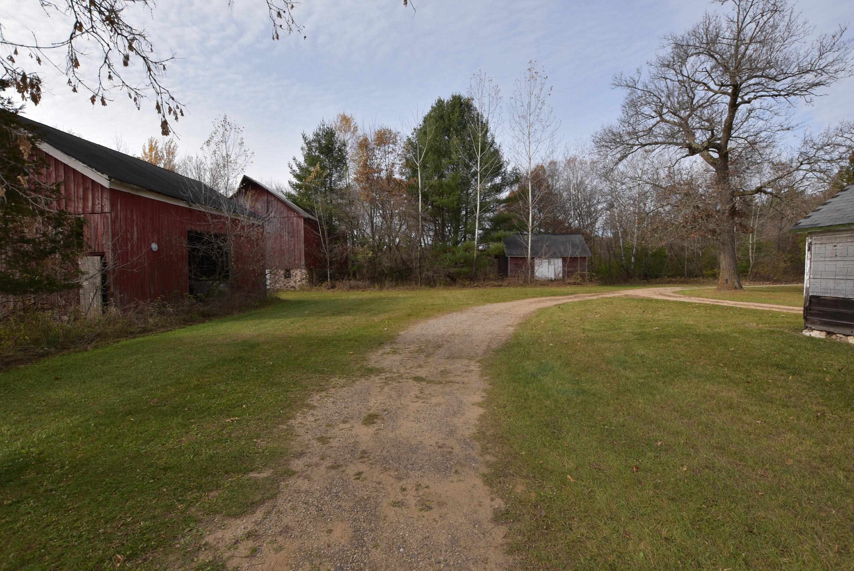 W10523 County Rd C Hancock, WI 54943 - Photo 22 of 28