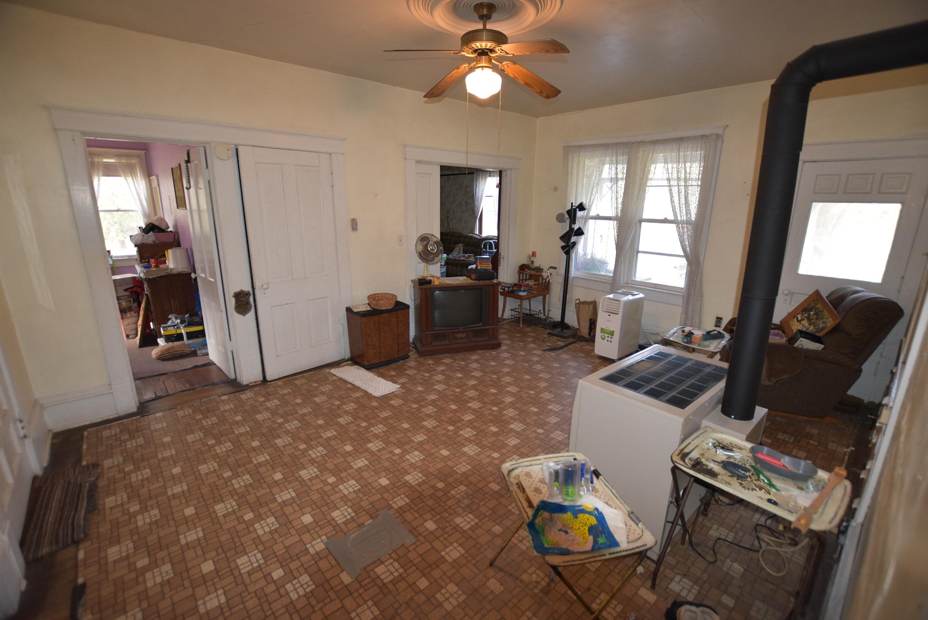 W10523 County Rd C Hancock, WI 54943 - Photo 4 of 28