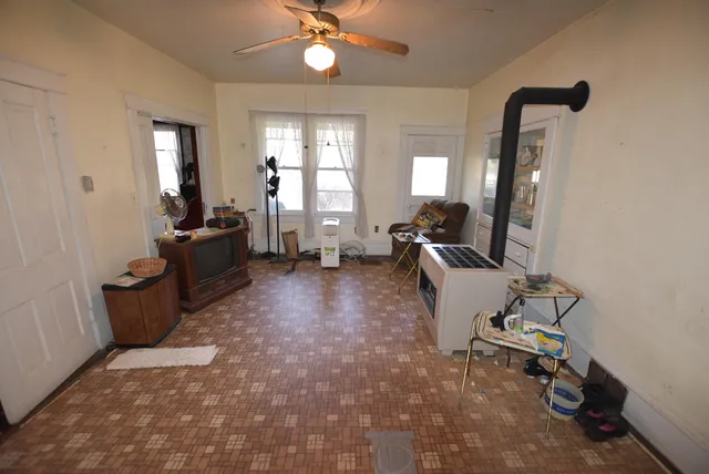 $330,000 | W10523 County Rd C, Hancock, WI 54943