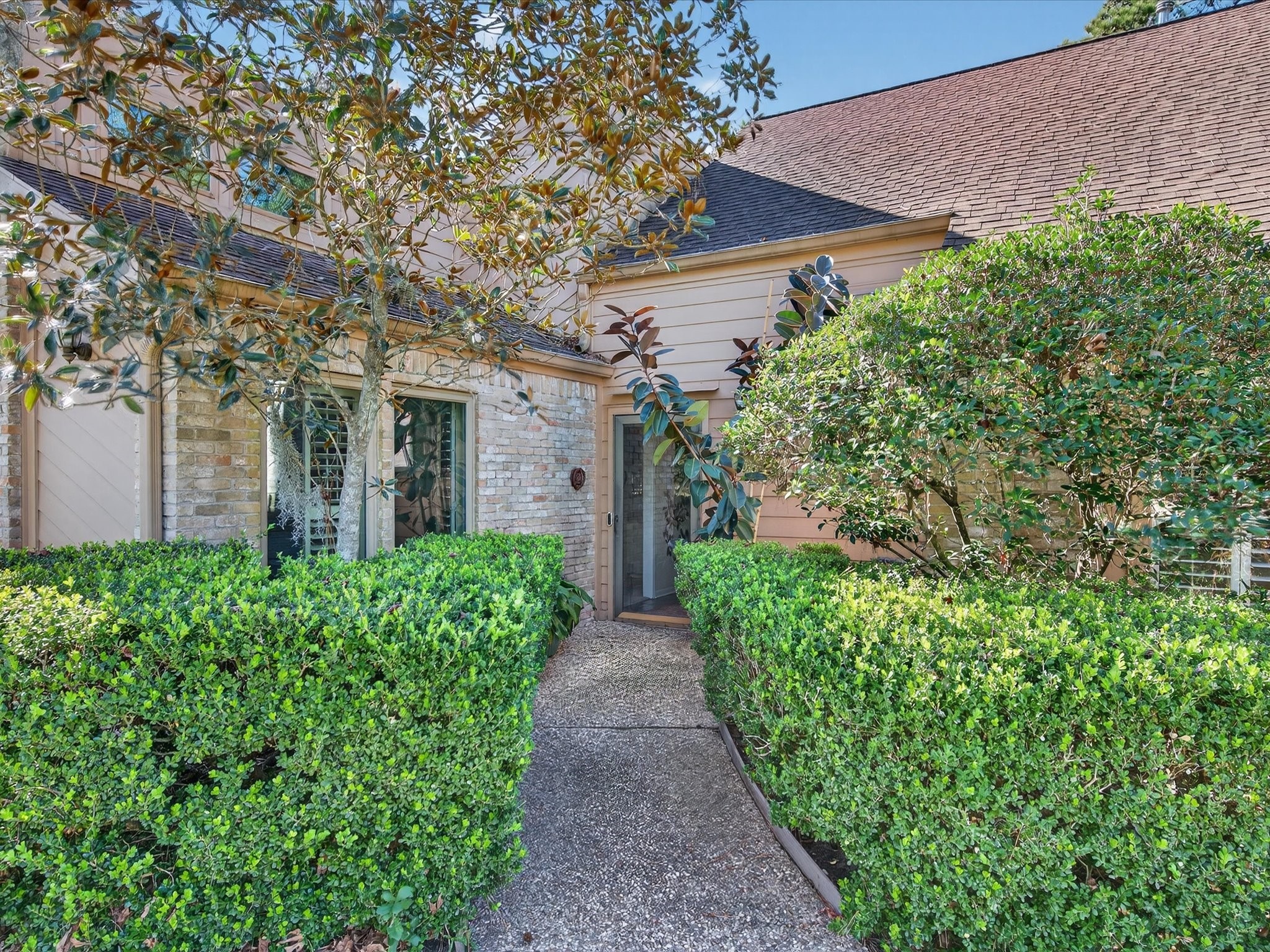 16015 Pebble Bend Drive Houston, TX 77068 - Photo 5 of 43