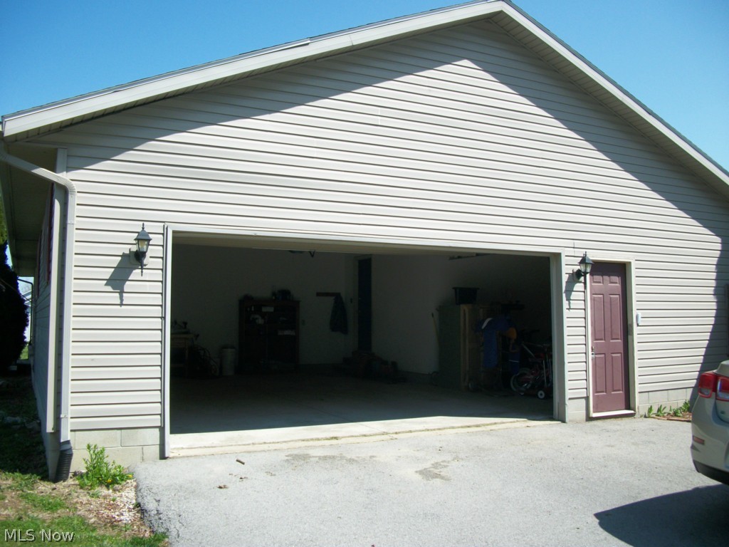 4240 Hanford Road Wakeman, OH 44889 - Photo 3 of 25