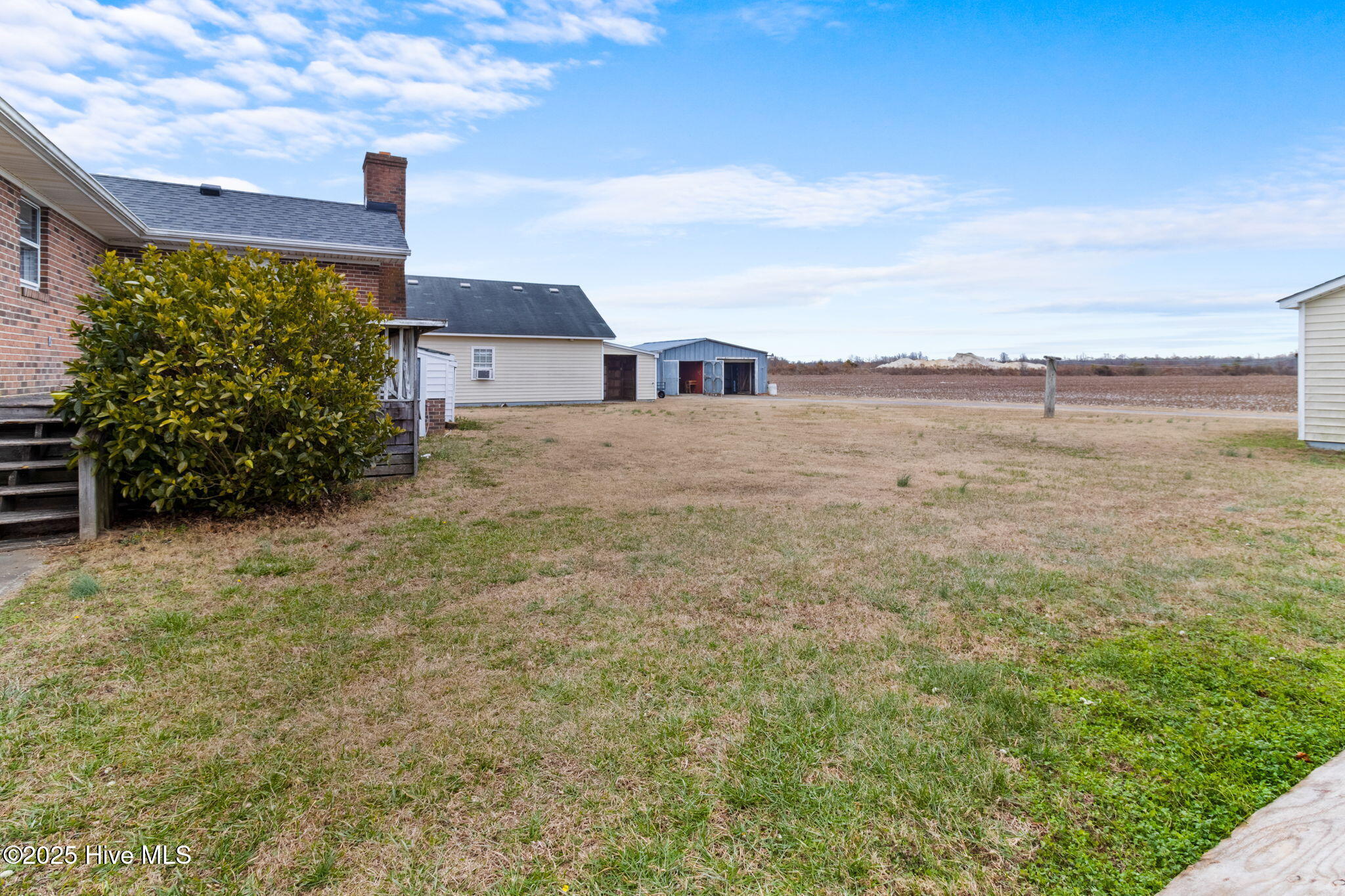 398 North Sandy Hook Road Shawboro, NC 27973 - Photo 11 of 49 6-web-or-mls-sand-2
