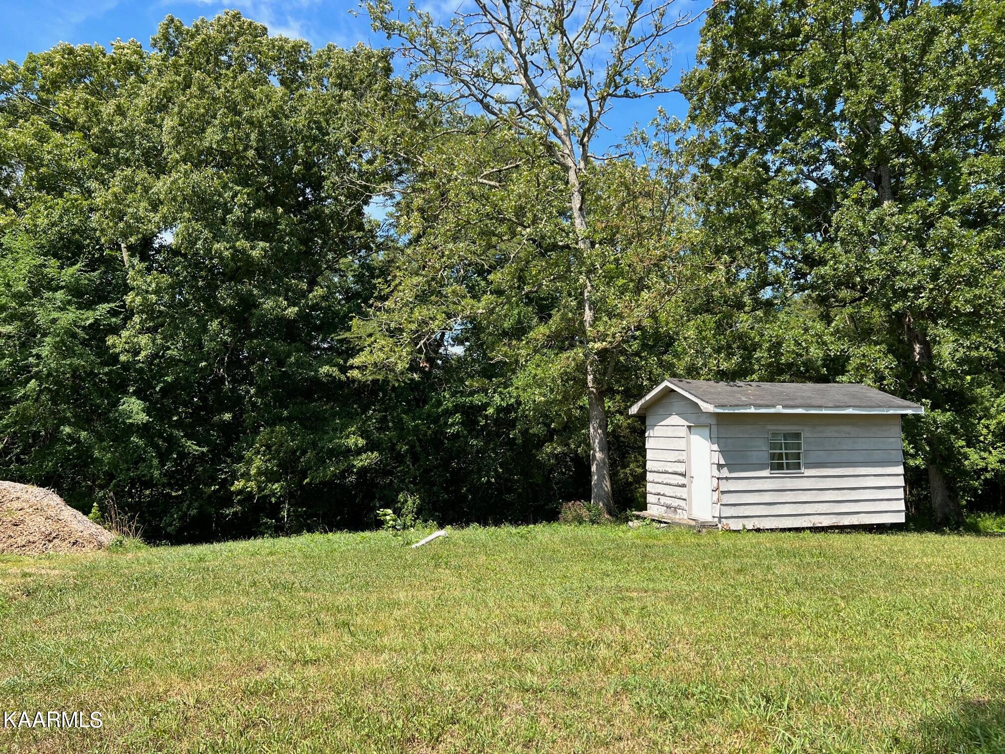 140 East Raccoon Valley Drive Heiskell, TN 37754 - Photo 8 of 12 Gallery Image 8