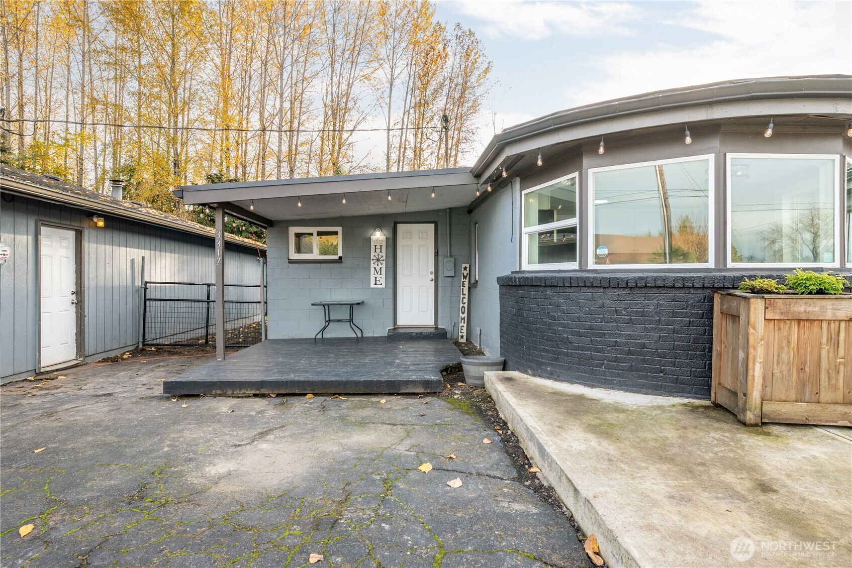 3317 Olive Way Longview, WA 98632 - Photo 26 of 29 a front view of a house with a garage
