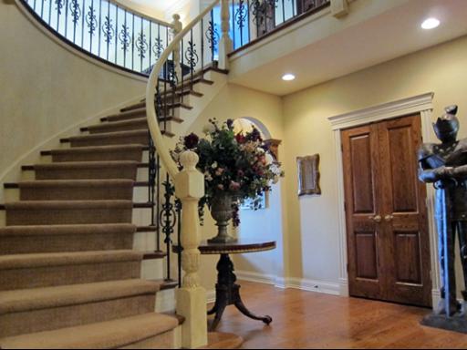 36W439 Hunters Gate Road St. Charles, IL 60175 - Photo 2 of 16