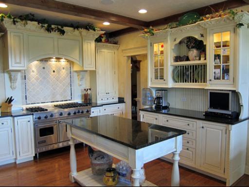 36W439 Hunters Gate Road St. Charles, IL 60175 - Photo 7 of 16