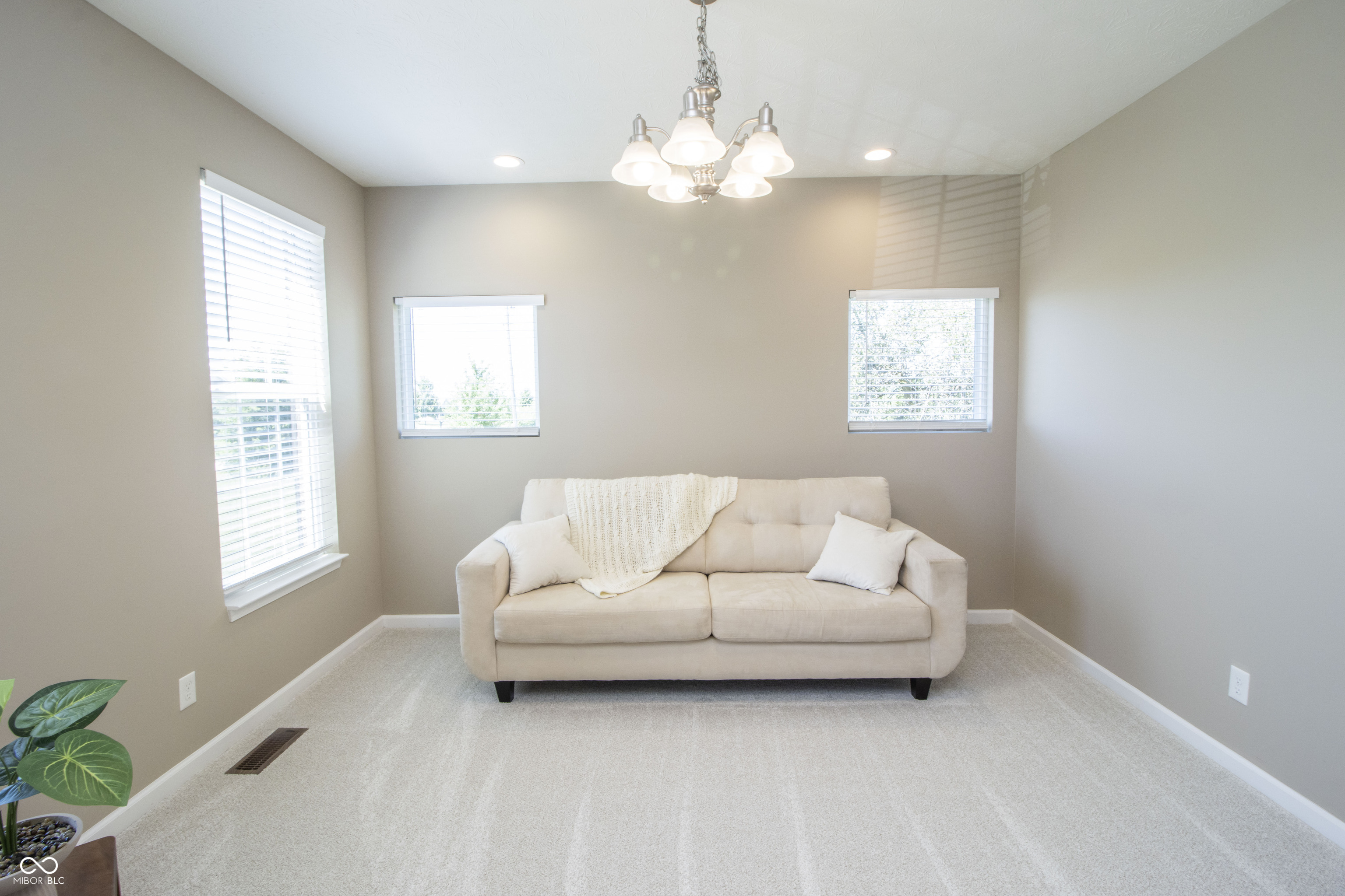 950 West 600th Street South Atlanta, GA 46031 - Photo 5 of 42