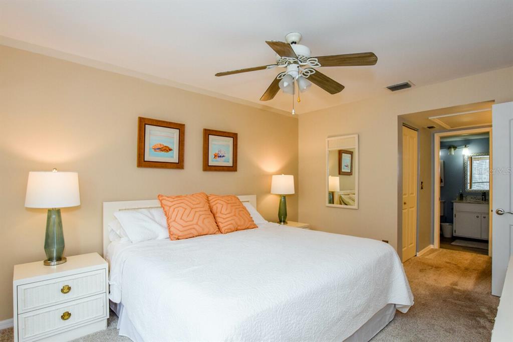 208 Cerromar Way South, Unit 26 Venice, FL 34293 - Photo 17 of 63