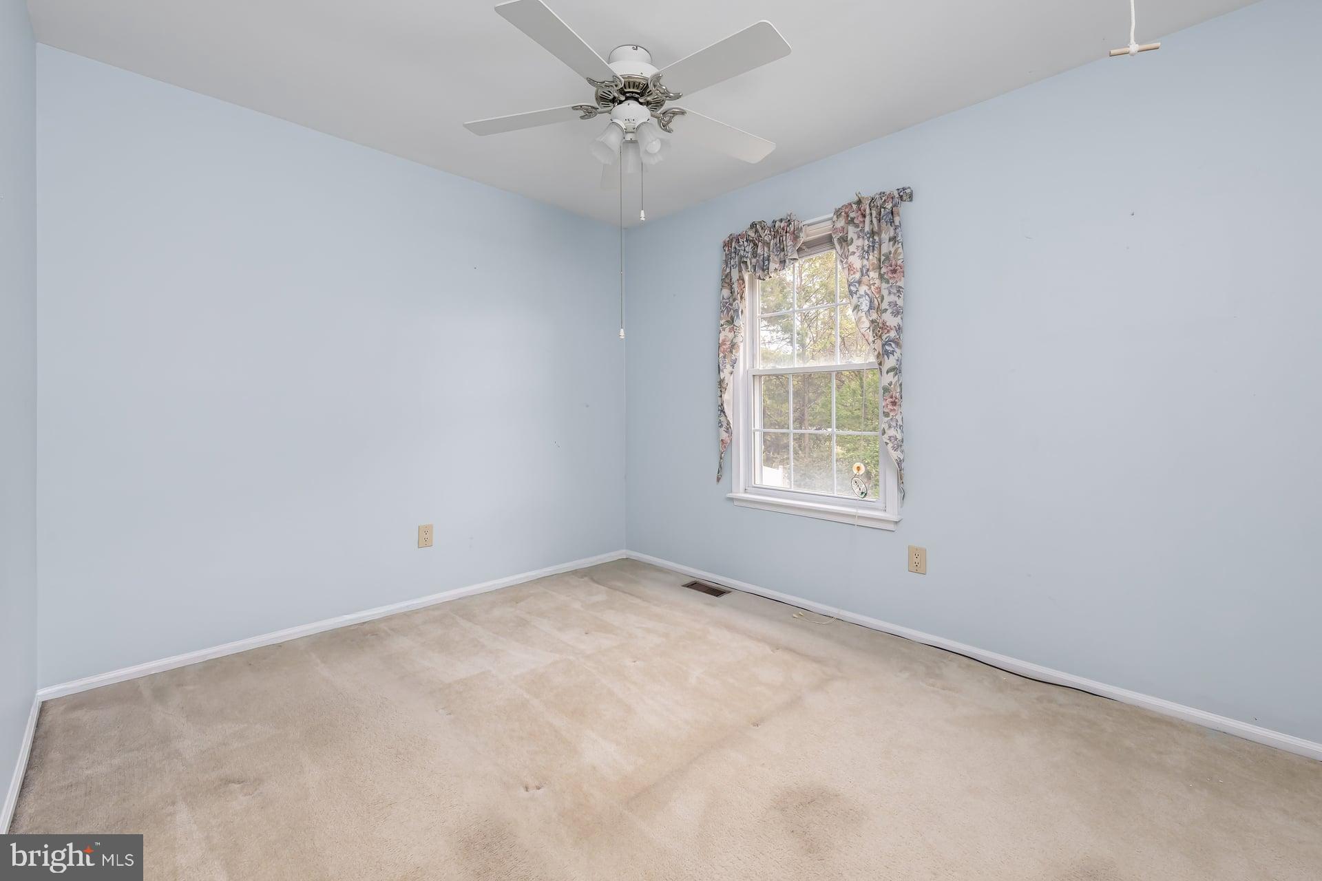 27 Trapper Road Sewell, NJ 08080 - Photo 17 of 22